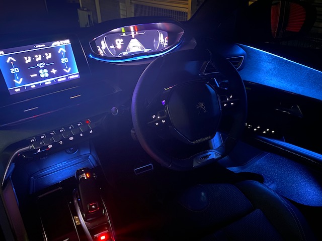 プジョー3008レポート