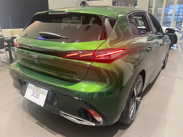 PEUGEOT New308 ついに入荷！！