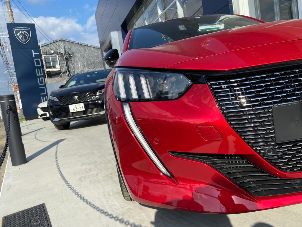 プジョー２０８！！！