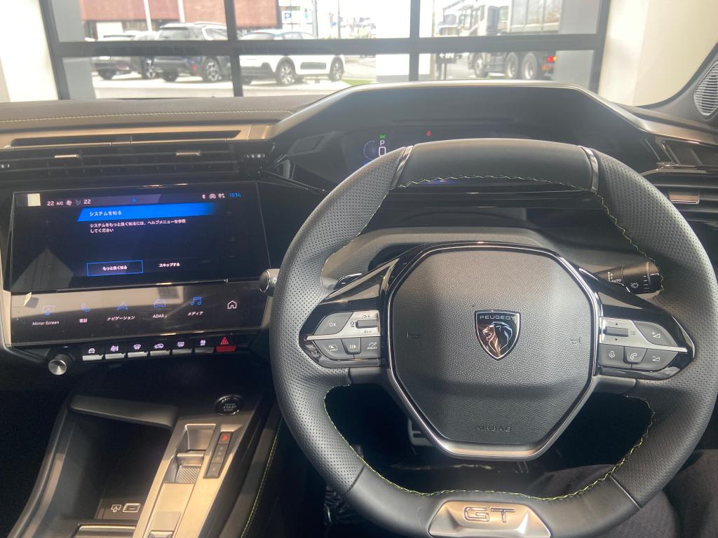 ＮＥＷ３０８ＳＷ　ＧＴ　ＨＹＢＲＩＤ　認定中古車　登場！！！